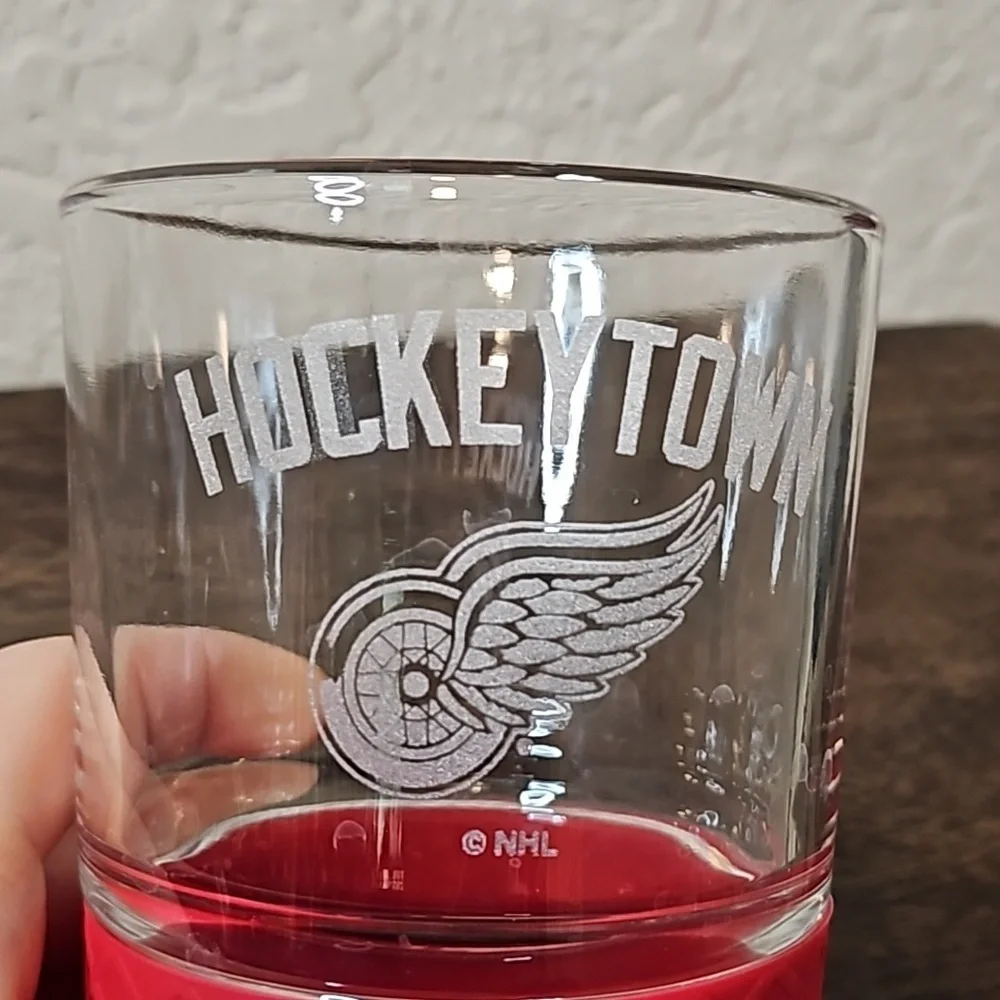 Great American Products- Detriot Redwings Rocks‎ Glass